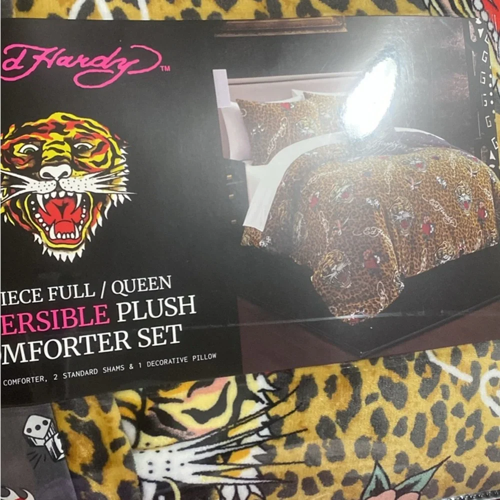 Ed Hardy Leopard Comforter Set with Yellow, Black and Red Accents
